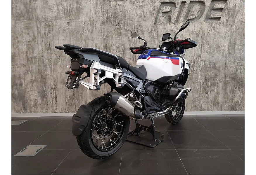 АВИЛОН - BMW Motorrad R 1300 GS Adventure R 1300 GS Adventure 1300 см³ (145) 1300 Белый - slide 5
