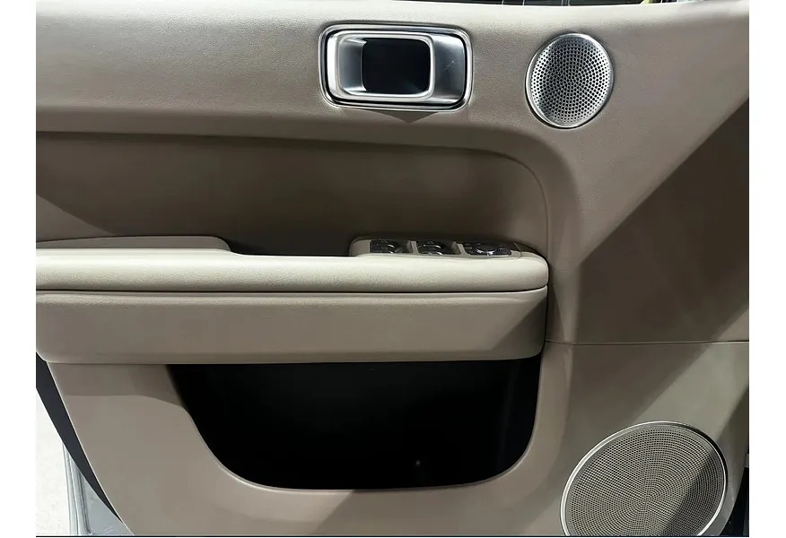 Li Auto L6 1.5 AT 4WD (150 л.с.) Pro Голубой в АВИЛОН. Слайд №8