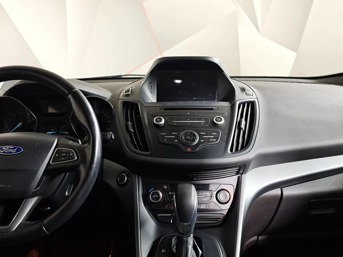 Ford Kuga 2.5 AT (150 л.с.) Trend Черный в АВИЛОН. Слайд №14