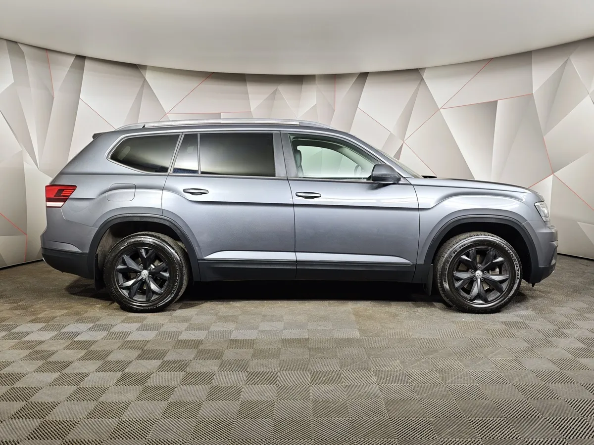 Volkswagen Teramont 2.0T AT 4Motion (220 л.с.) Status Серый в АВИЛОН. Слайд №6