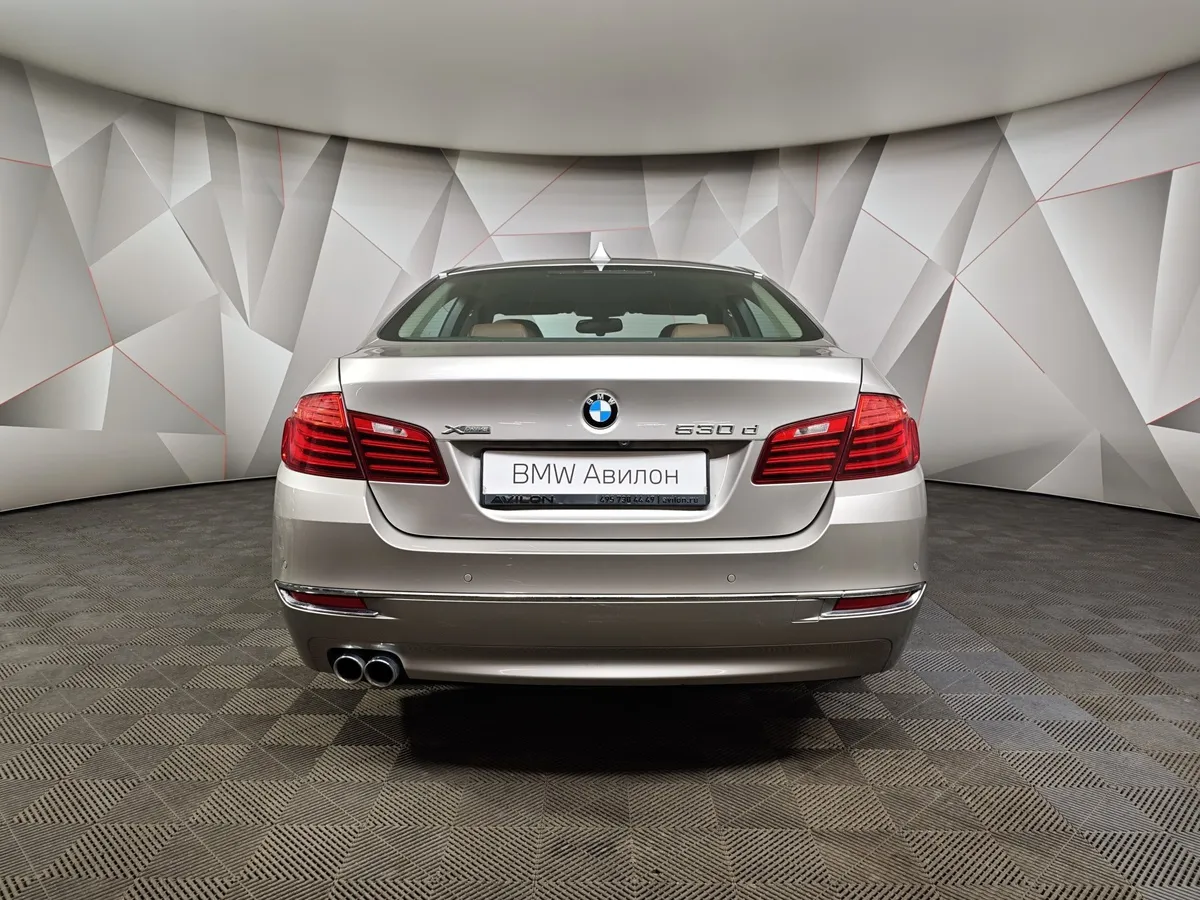 BMW 5 серия 530d xDrive Steptronic (258 л.с.) Бежевый в АВИЛОН. Слайд №4