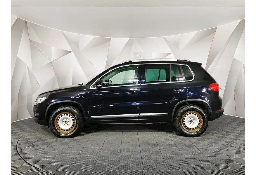 Volkswagen Tiguan 2.0 TSI 4Motion AT (170 л.с.) Sochi Edition Черный в АВИЛОН. Слайд №4