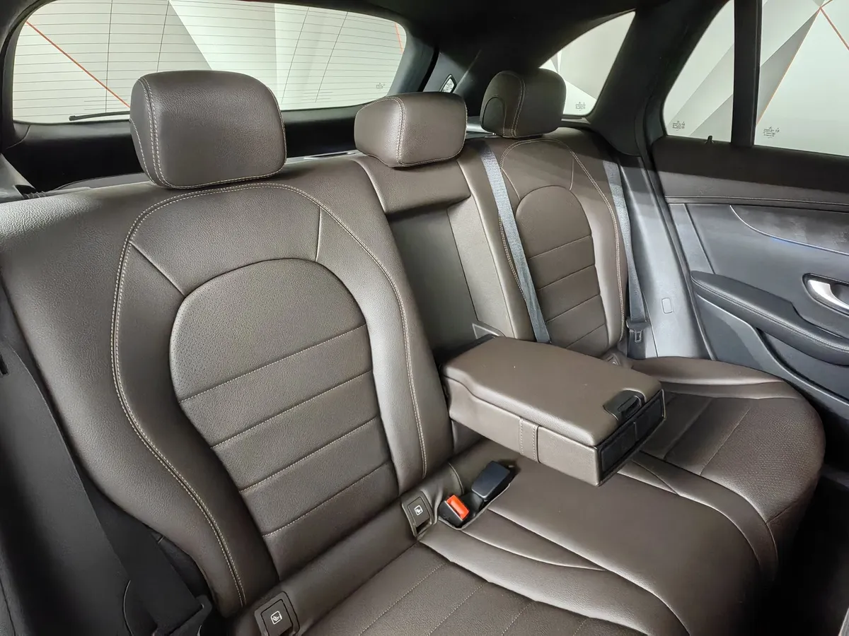 Mercedes-Benz GLC 300 9G-TRONIC 4MATIC (249 л.с.) Sport Plus (Локальная сборка) Белый в АВИЛОН. Слайд №17