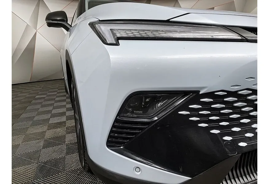 BAIC X55 1.5T DCT (177 л.с.) Elite (LV4) Серый в АВИЛОН. Слайд №10