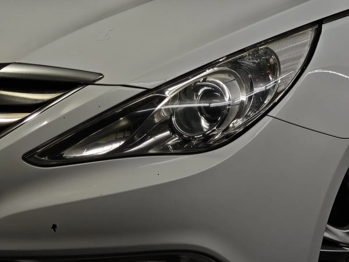 Hyundai Sonata 2.0 MPi AT (150 л.с.) Comfort Белый в АВИЛОН. Слайд №10