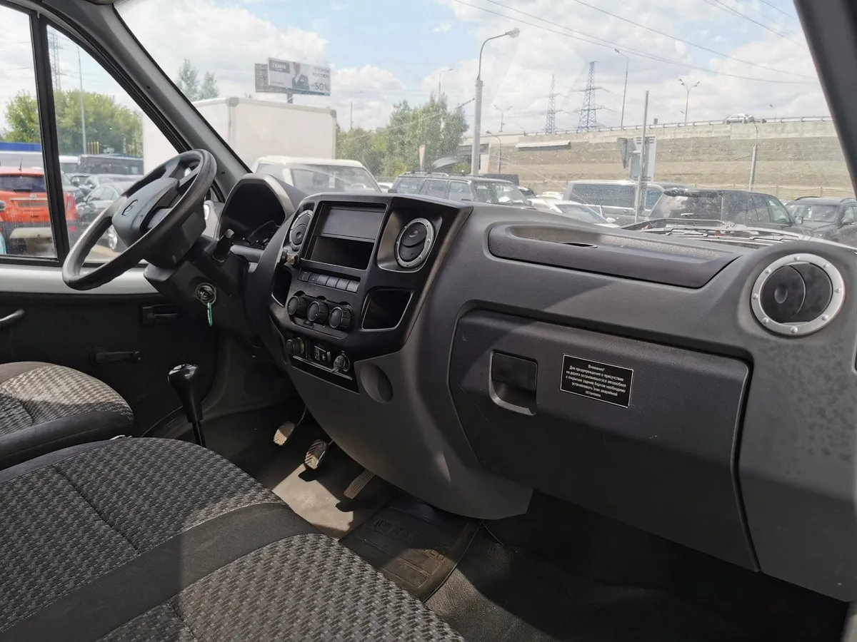 ГАЗ 2705 2.7 МТ (107 л.с.) Белый в АВИЛОН. Слайд №6