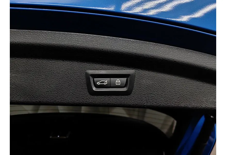 BMW X2 20i xDrive AT (192 л.с.) M Sport Синий в АВИЛОН. Слайд №18