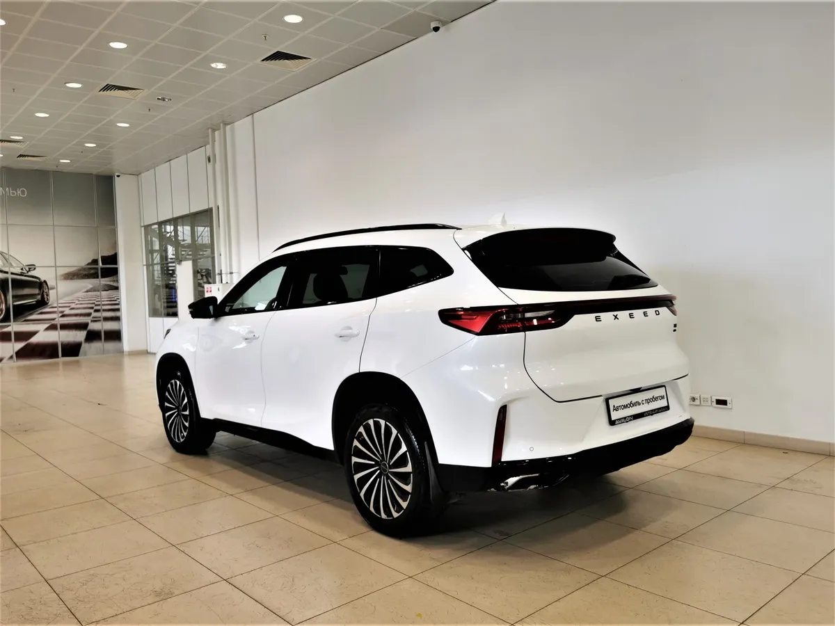 EXEED TXL 1.6 TGDI DCT7 AWD (186 л.с.) Белый в АВИЛОН. Слайд №4