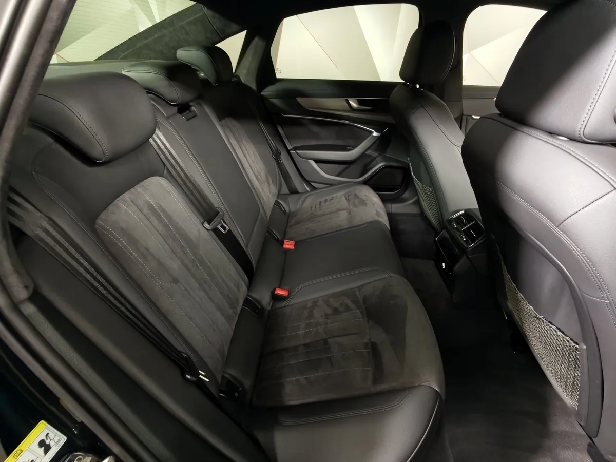 Audi A6 55 TFSI S tronic quattro (340 л.с.) Design Черный в АВИЛОН. Слайд №16