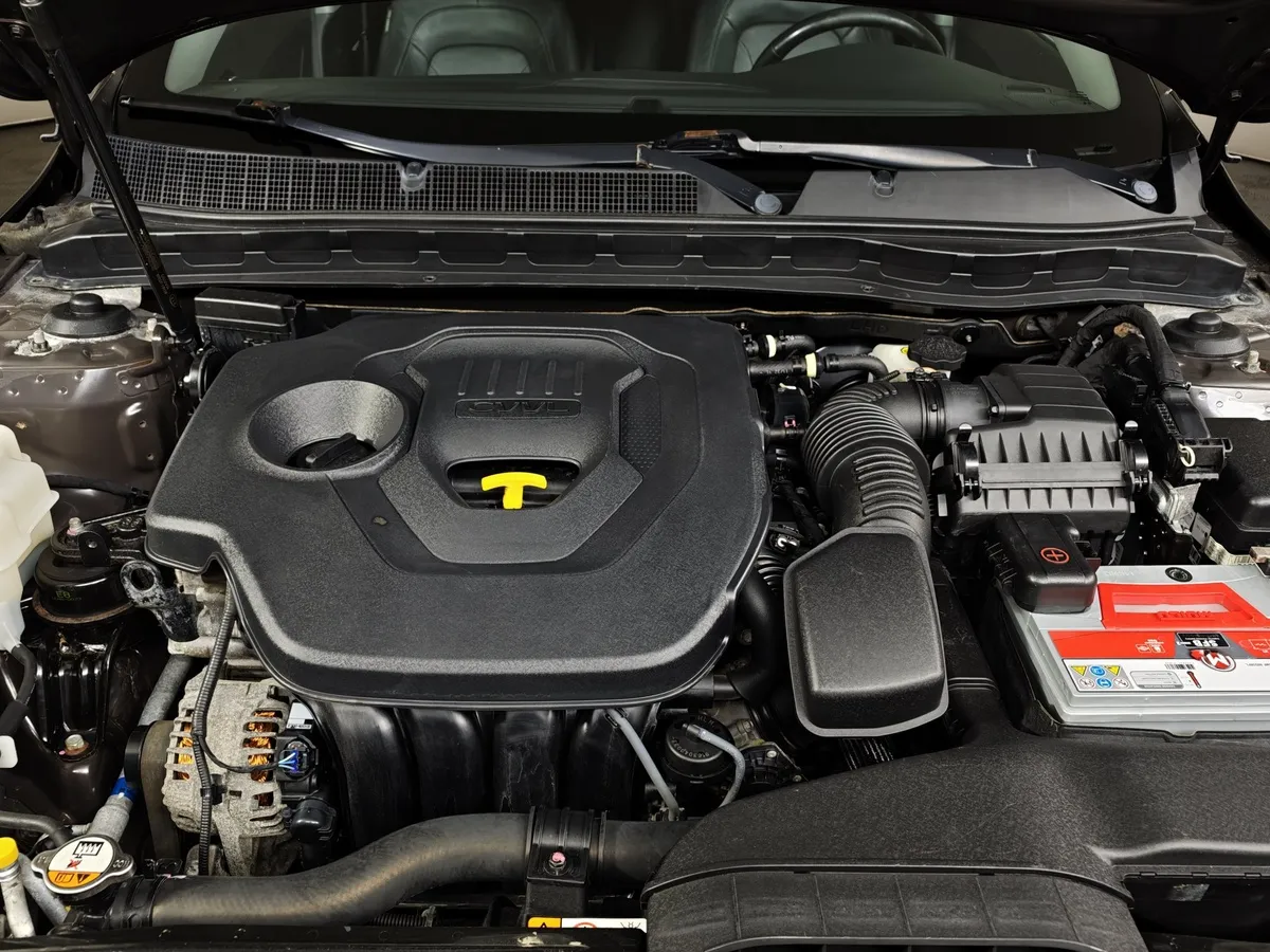 Kia Optima 2.0 AT (150 л.с.) Comfort Коричневый в АВИЛОН. Слайд №11