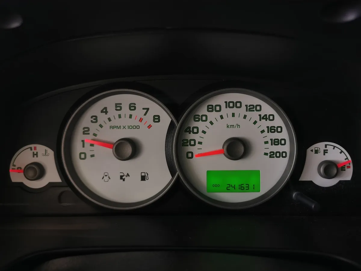 Ford Maverick 2.3 MT 4x4 (150 л.с.) XLT Серый в АВИЛОН. Слайд №17