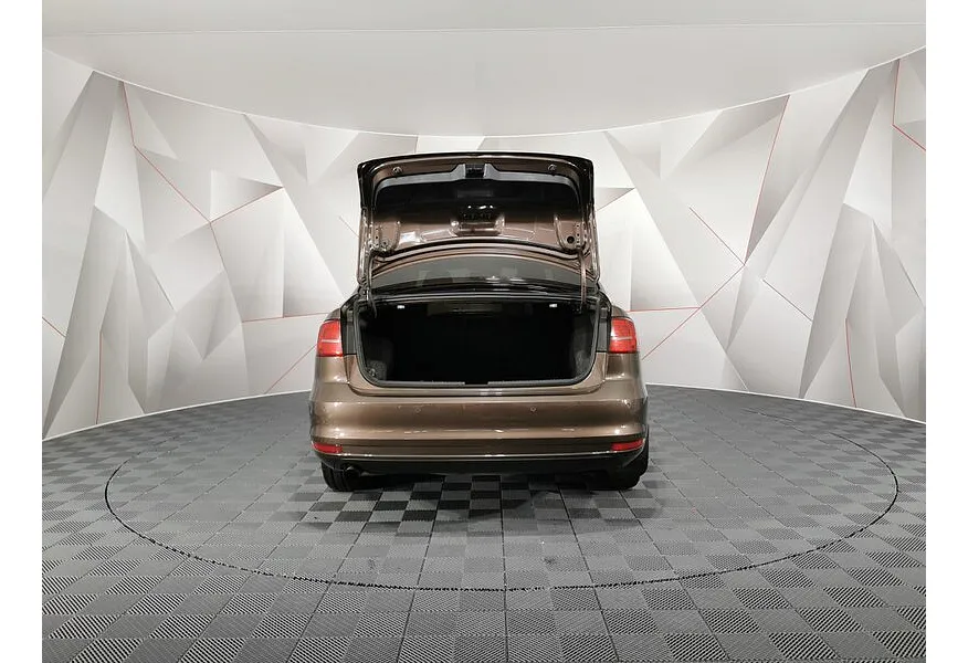 АВИЛОН - Volkswagen Jetta 1.6 MPI AT (110 л.с.) Trendline Коричневый - slide 18