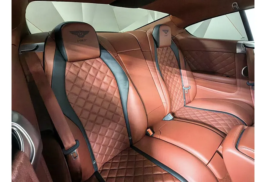 Bentley Continental GT 4.0 V8 AWD AT (528 л.с.) Белый в АВИЛОН. Слайд №17