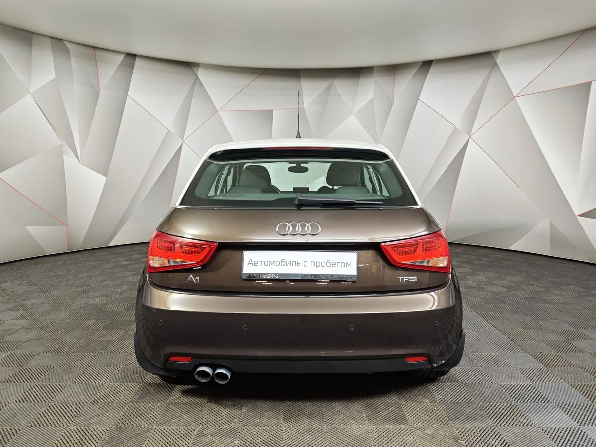 Audi A1 1.4 TFSI S-tronic (122 л.с.) Коричневый в АВИЛОН. Слайд №8