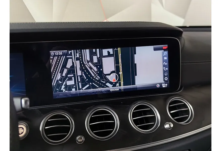 Mercedes-Benz E-Класс E 400 4MATIC 9G-TRONIC (333 л.с.) Черный в АВИЛОН. Слайд №23