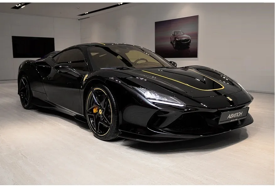 Ferrari F8 Tributo 3.9 V8 TURBO (720 л.с.) Черный в АВИЛОН. Слайд №2