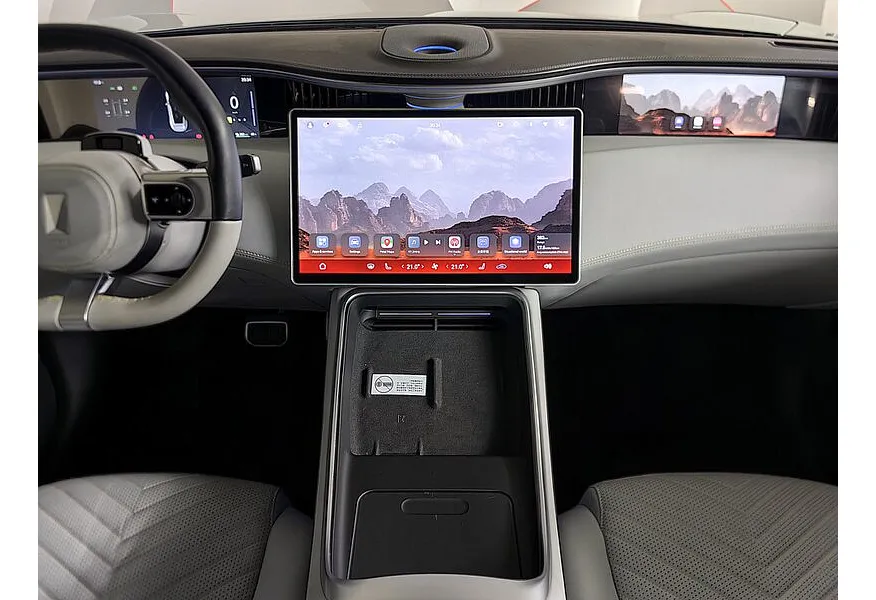 Avatr 11 Long Range Dual Motor AT 4WD (309 л.с.)  Luxury Edition  Зеленый в АВИЛОН. Слайд №14