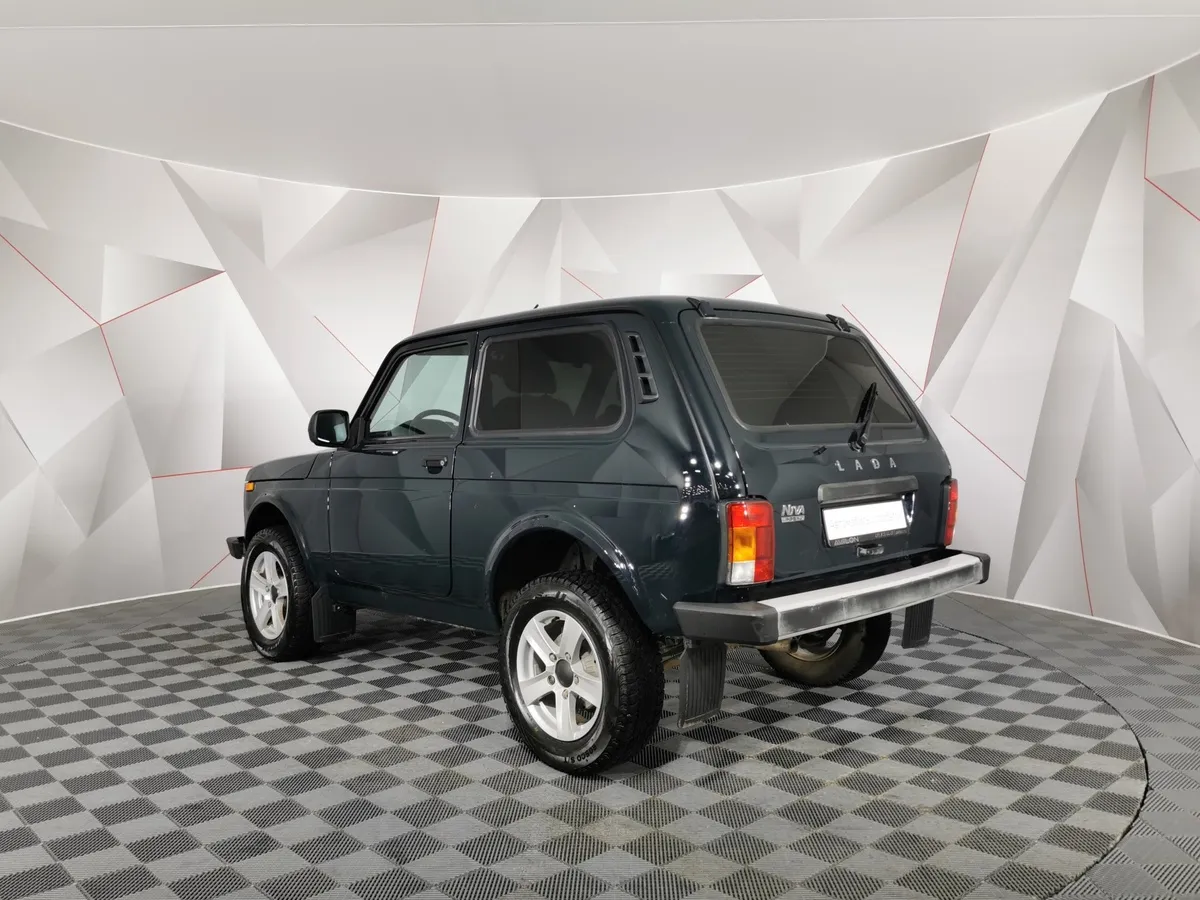 ВАЗ (Lada) 4x4 1.7 MT 8 кл. (83 л.с.) Зеленый в АВИЛОН. Слайд №4