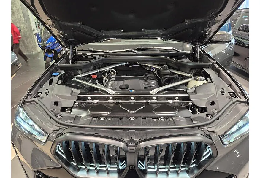 BMW X6 xDrive40d AT (340 л.с.) Серый в АВИЛОН. Слайд №14