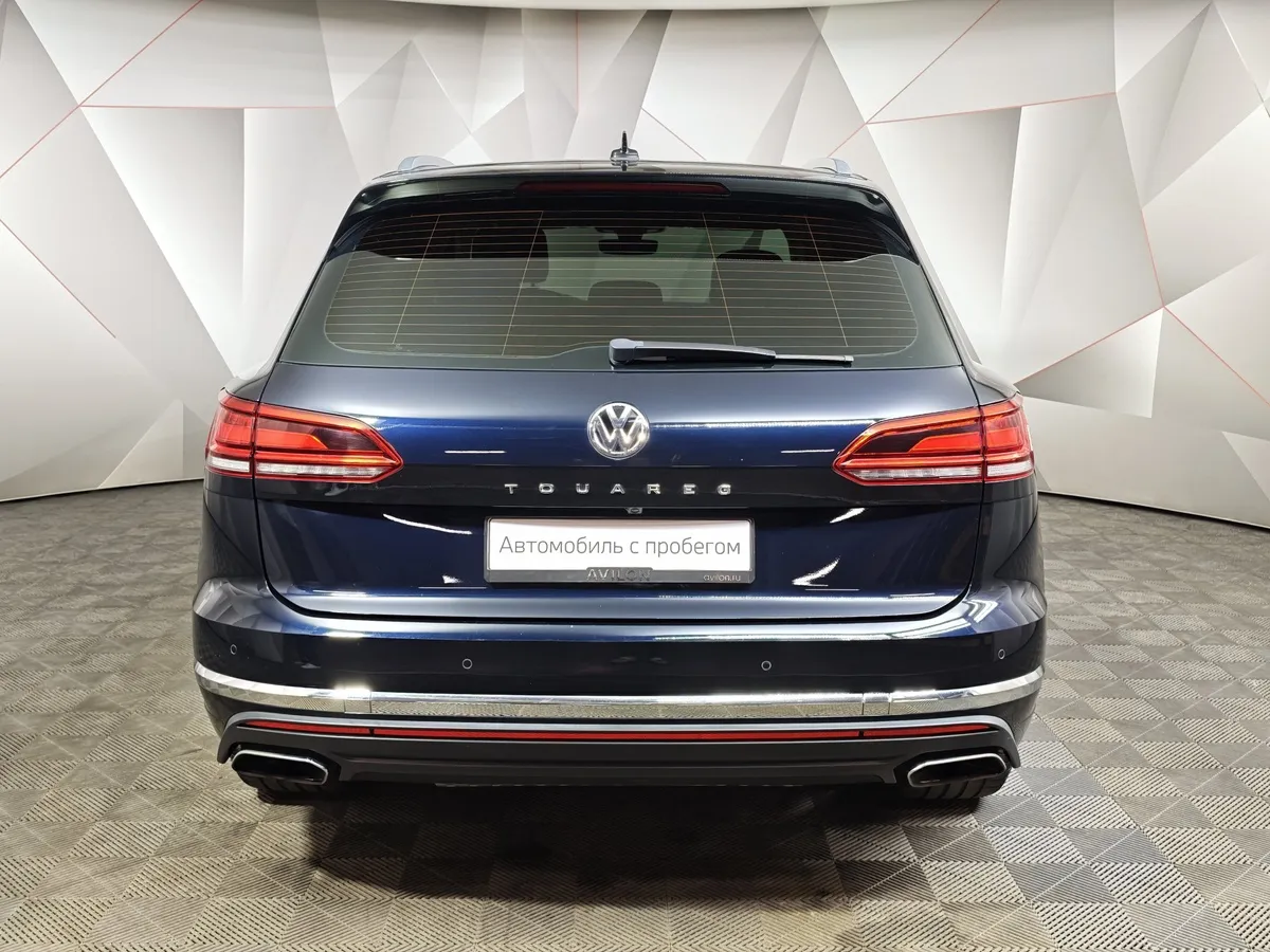 Volkswagen Touareg 2.0 TSI Tiptronic 4Motion (249 л.с.) Business Черный в АВИЛОН. Слайд №8