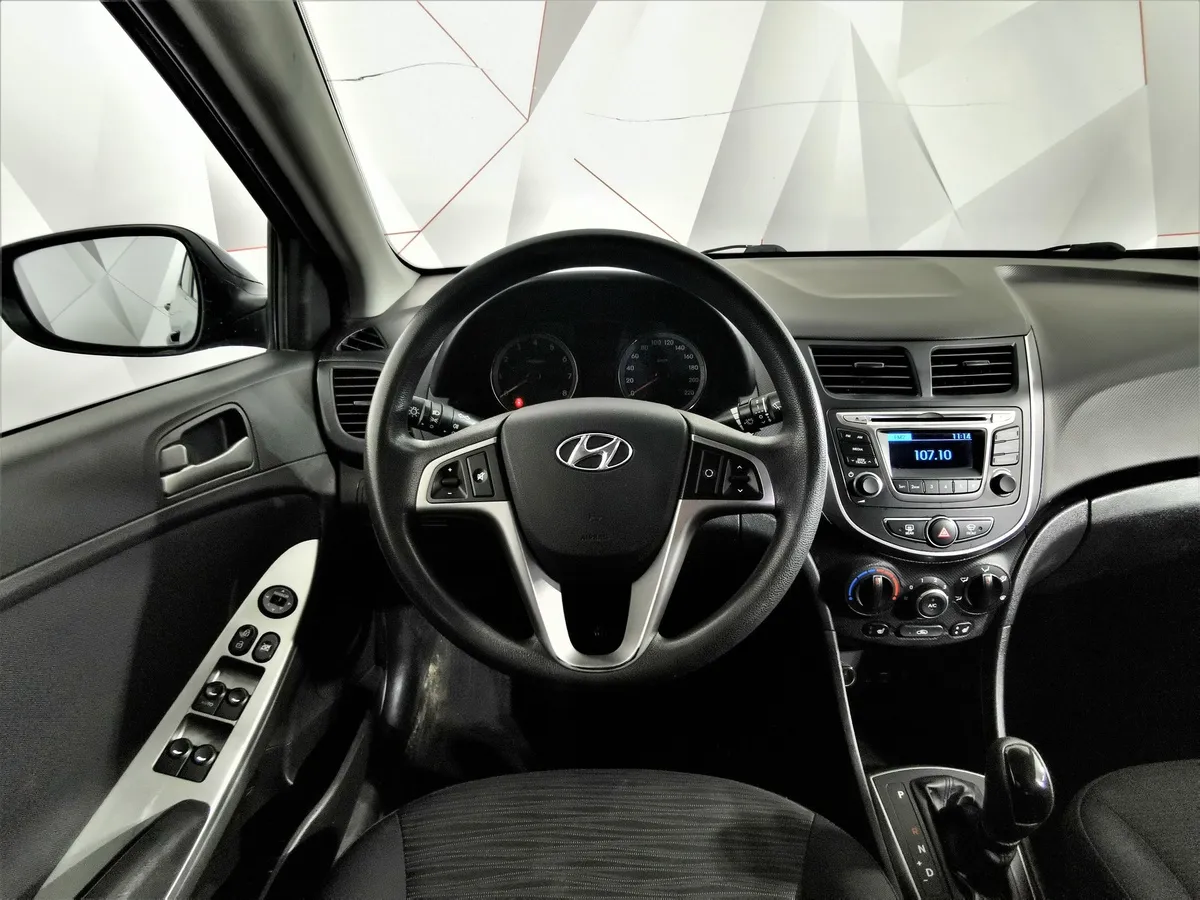 Hyundai Solaris 1.6 AT (123 л.с.) Синий в АВИЛОН. Слайд №19