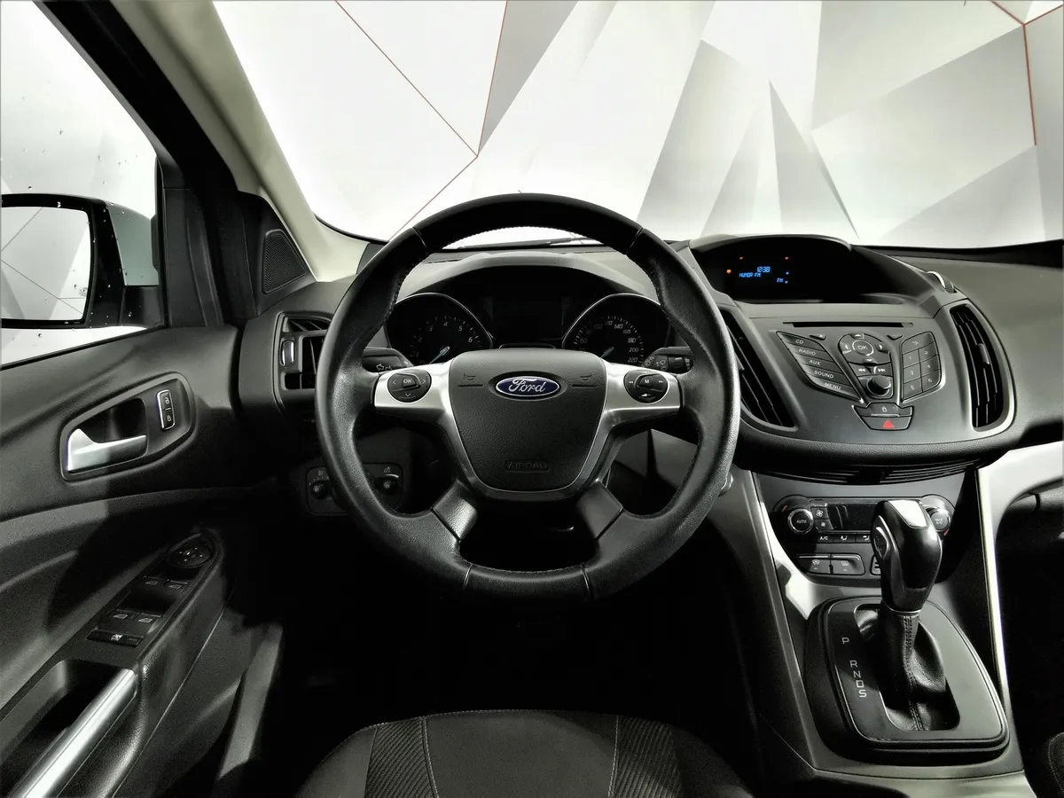 Ford Kuga 1.6 EcoBoost AT AWD (150 л.с.) Titanium Белый в АВИЛОН. Слайд №18