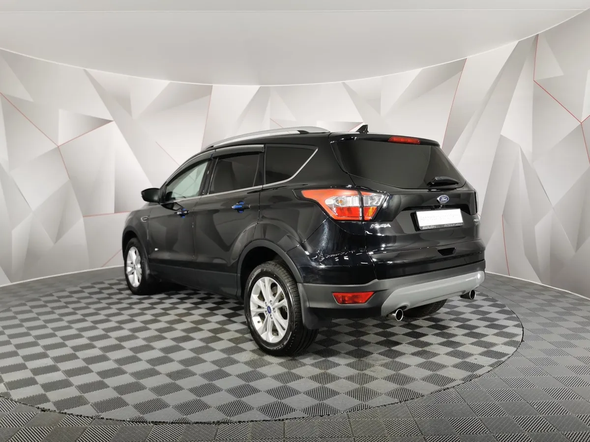 Ford Kuga 1.5 EcoBoost AT AWD (150 л.с.) Titanium Черный в АВИЛОН. Слайд №4