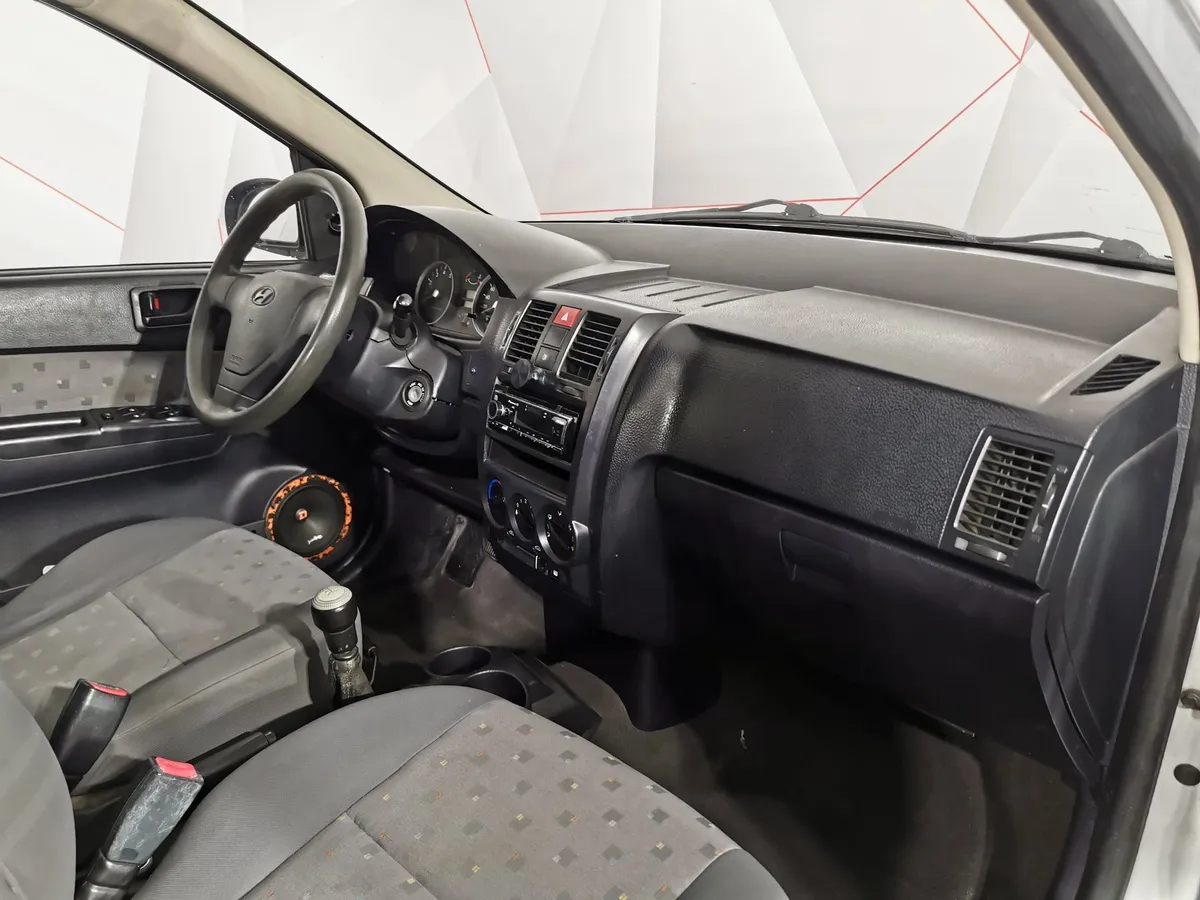 Hyundai Getz 1.3 AT (85 л.с.) Серебристый в АВИЛОН. Слайд №11