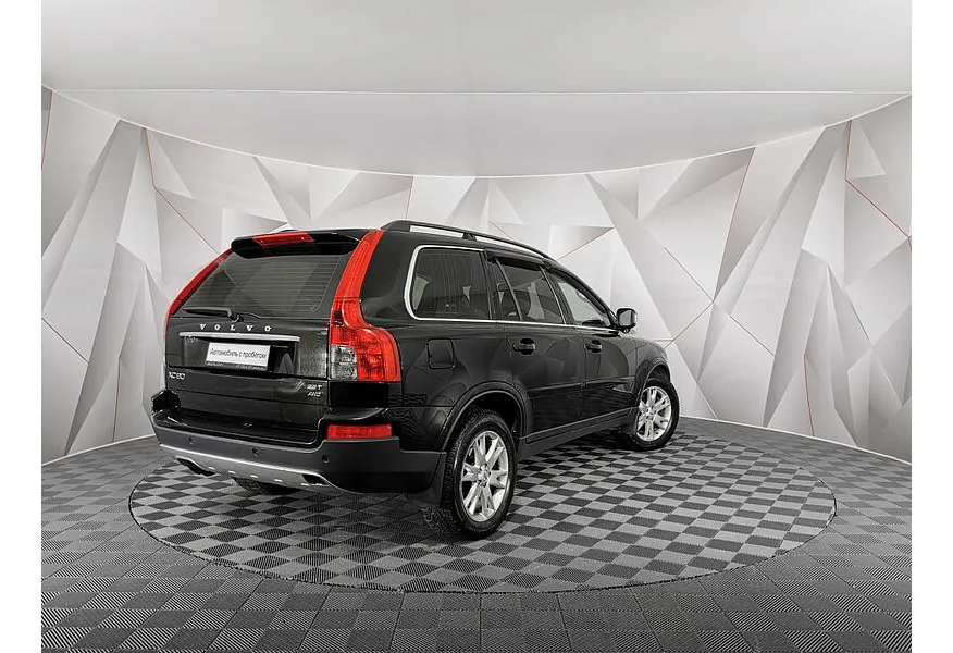 Volvo XC90 2.5 T5 Geartronic AWD (5 мест) (210 л.с.) Черный в АВИЛОН. Слайд №2