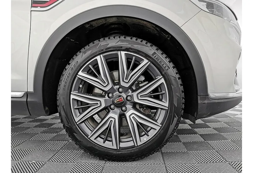 Hongqi HS5 2.0 AT 4WD (224 л.с.) Deluxe Желтый в АВИЛОН. Слайд №9