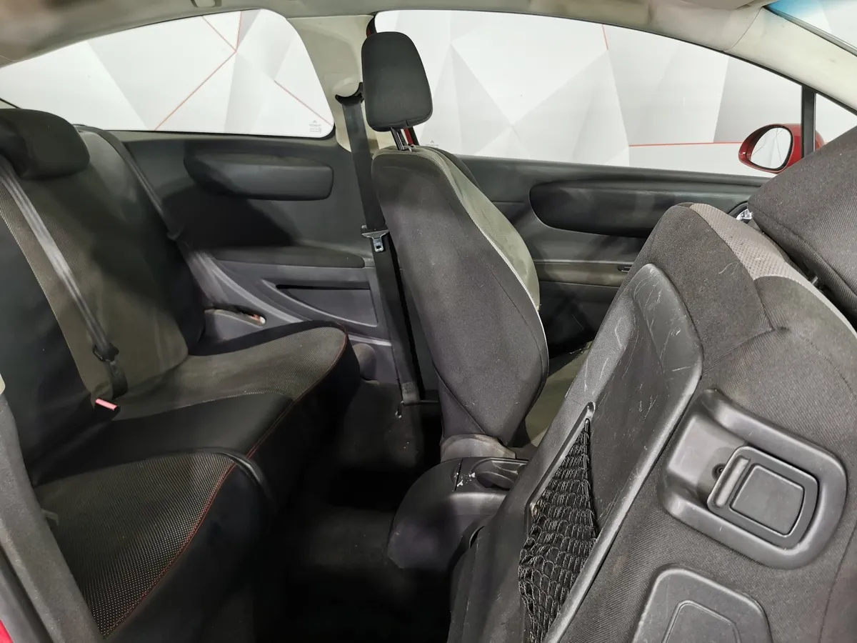 Citroen C4 1.6 HDi AT (109 л.с.) Красный в АВИЛОН. Слайд №15