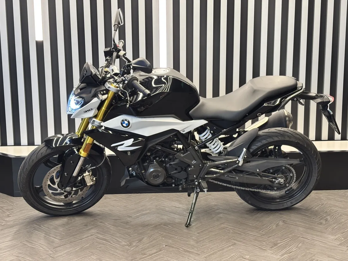 BMW Motorrad G 310 R G 310 R 313 см³ (34) 313 Черный в АВИЛОН. Слайд №3