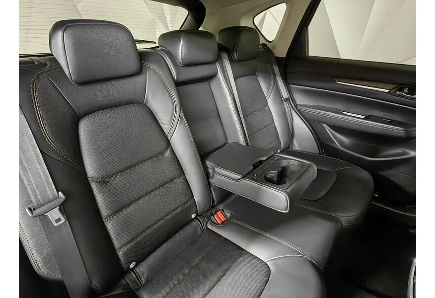 Mazda CX-5 2.5 AT AWD (194 л.с.) Белый в АВИЛОН. Слайд №17 Mazda CX-5 2.5 AT AWD (194 л.с.) Белый в АВИЛОН. Слайд №17