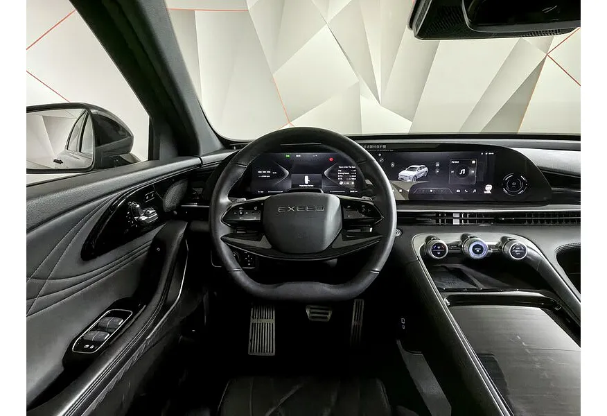 EXEED RX 2.0T DCT 4WD (249 л.с.) Platinum Черный в АВИЛОН. Слайд №20