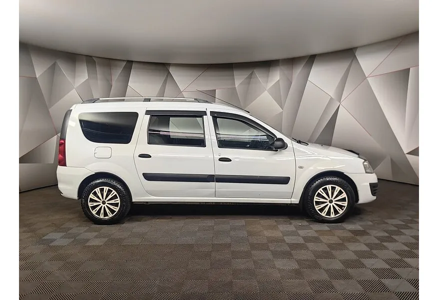 LIVE. Слайд №4