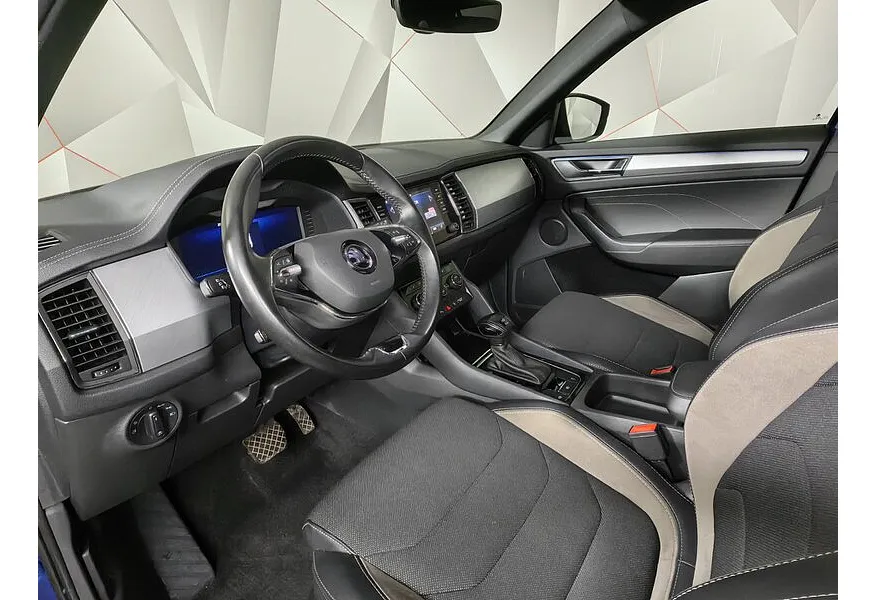 АВИЛОН - Skoda Kodiaq 2.0 TDI DSG 4X4 (150 л.с.) Синий - slide 8