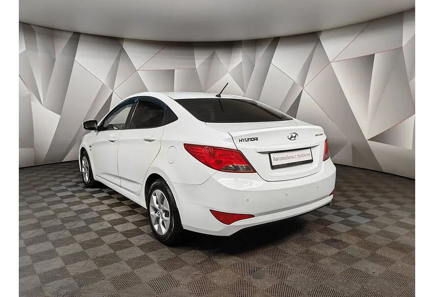 Hyundai Solaris 1.6 MT (123 л.с.) Comfort + Winter Белый в АВИЛОН. Слайд №4