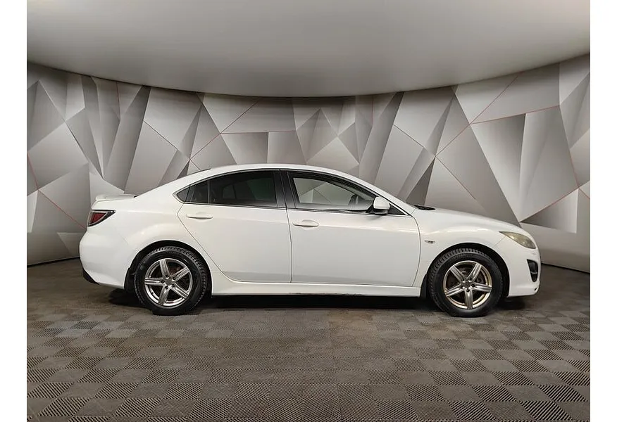 Mazda 6 2.0 SKYACTIV-G AT (150 л.с.) Белый в АВИЛОН. Слайд №6