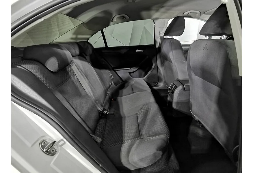 Volkswagen Jetta 1.4 TSI MT (122 л.с.) Highline Белый в АВИЛОН. Слайд №17