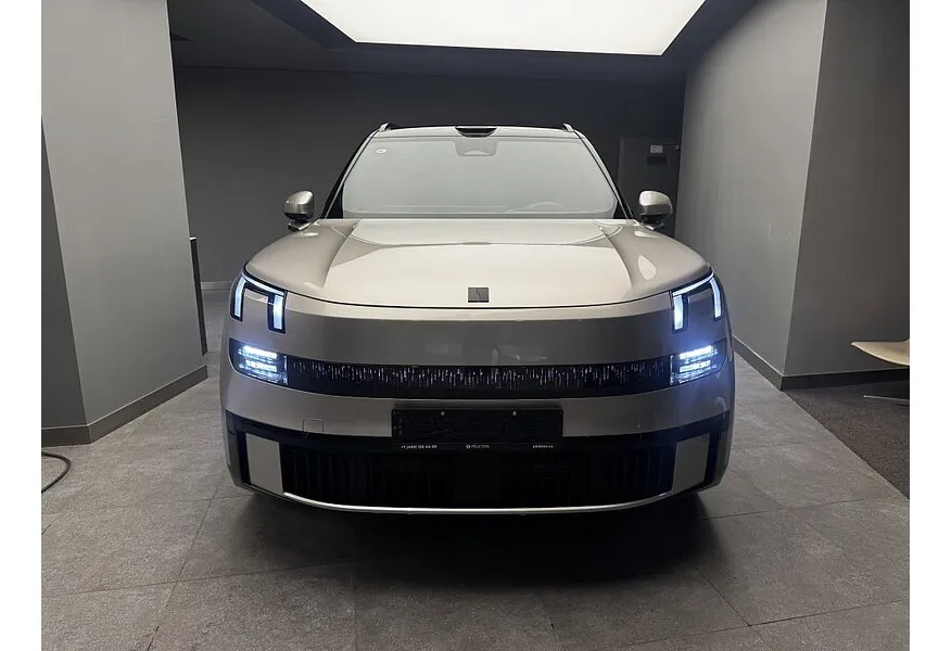 Lynk & Co 900 2.0 AT 4WD (884 л.с.) Ultra Белый в АВИЛОН. Слайд №3