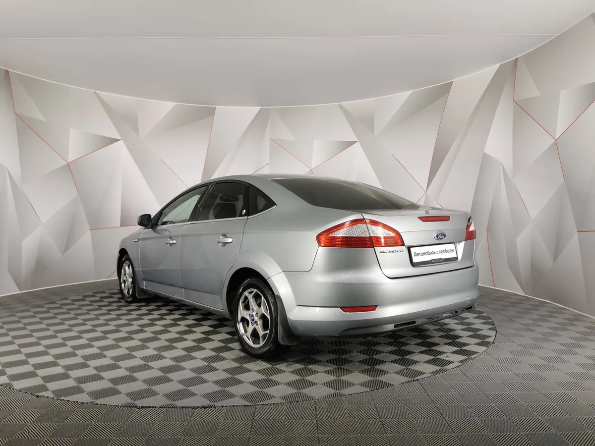 Ford Mondeo 2.0 MT (145 л.с.) Серый в АВИЛОН. Слайд №4