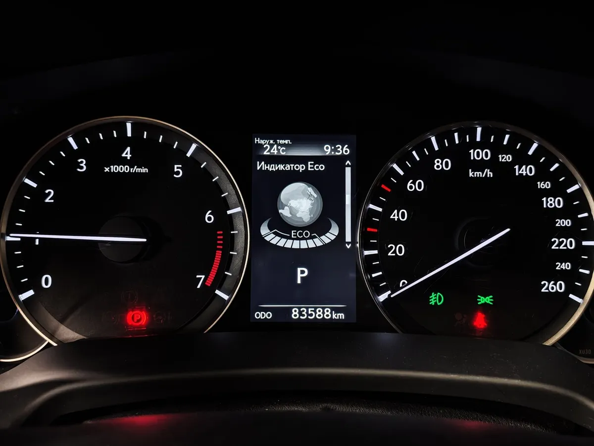 Lexus RX 350 AT AWD (300 л.с.) Executive Черный в АВИЛОН. Слайд №18