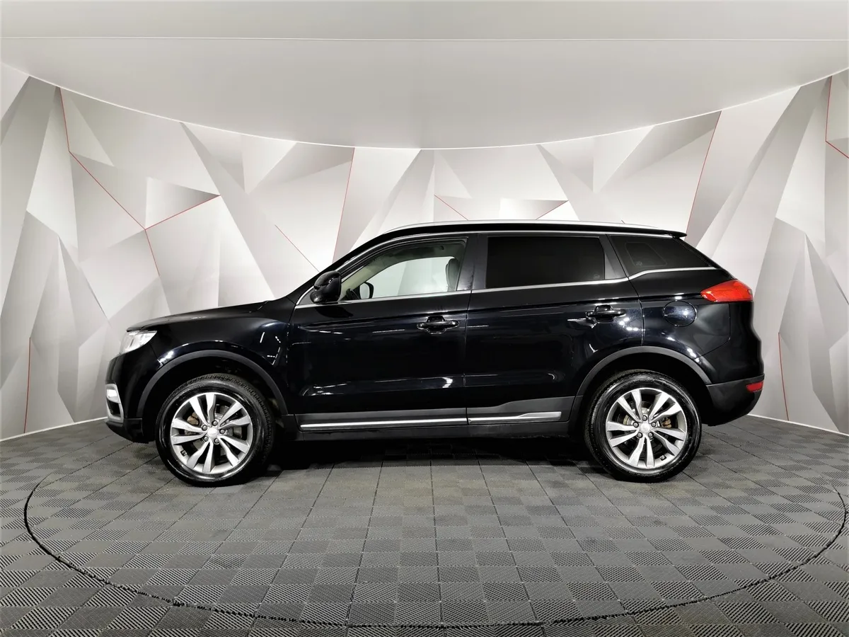 Geely Atlas 2.4 AT AWD (148 л.с.) Standard Черный в АВИЛОН. Слайд №5