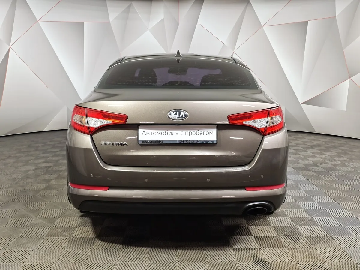 Kia Optima 2.0 AT (150 л.с.) Comfort Коричневый в АВИЛОН. Слайд №8