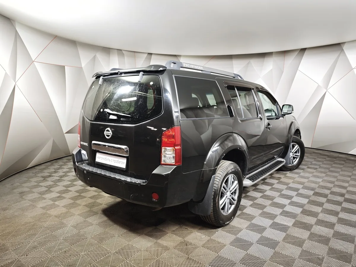 Nissan Pathfinder 4.0 AT (269 л.с.) Черный в АВИЛОН. Слайд №2