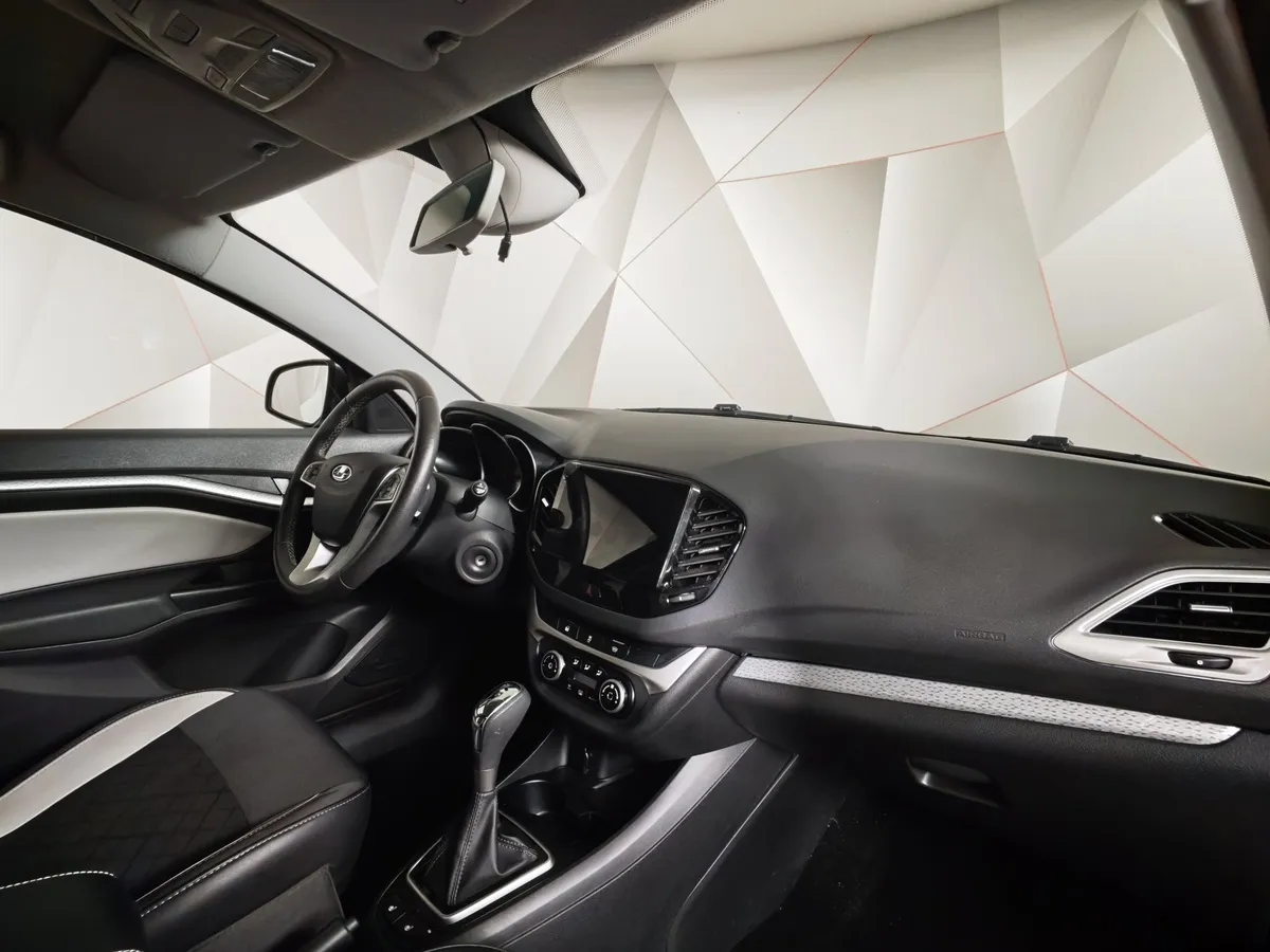 ВАЗ (Lada) Vesta 1.6 CVT (113 л.с.) Серый в АВИЛОН. Слайд №12