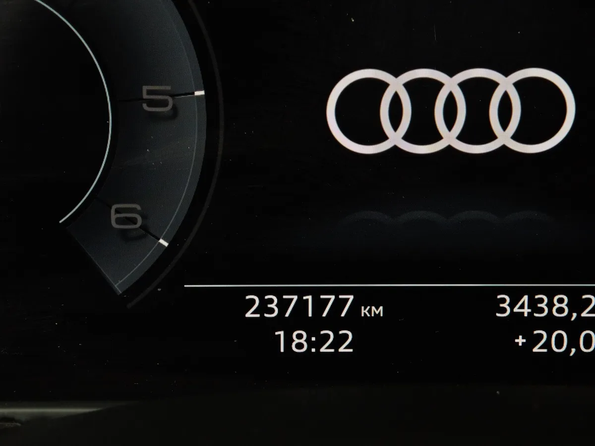 Audi Q7 3.0 TDI Tiptronic quattro (286 л.с.) Черный в АВИЛОН. Слайд №18