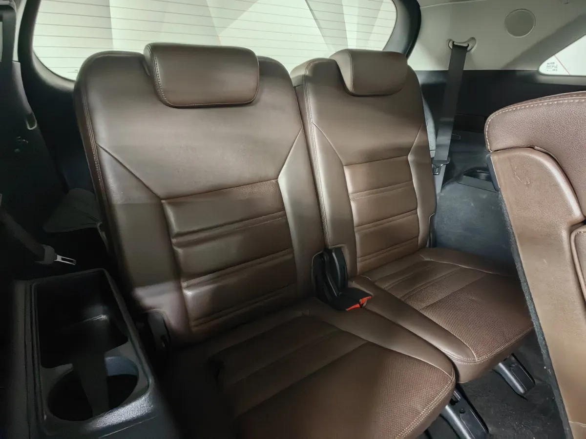 Kia Sorento 2.2 D AT AWD (5 мест) (200 л.с.) Prestige Коричневый в АВИЛОН. Слайд №21