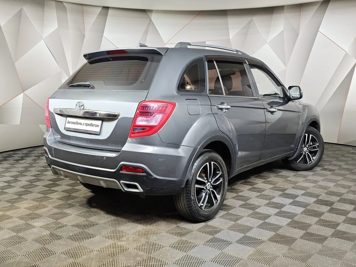 Lifan X60 1.8 CVT (128 л.с.) Серый в АВИЛОН. Слайд №2
