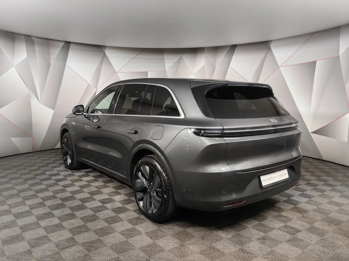 Li Auto L6 1.5 AT 4WD (150 л.с.) Pro Серый в АВИЛОН. Слайд №4